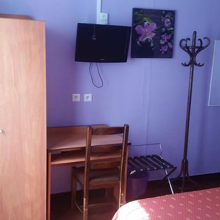 Hotel Le Carrosse Париж Экстерьер фото